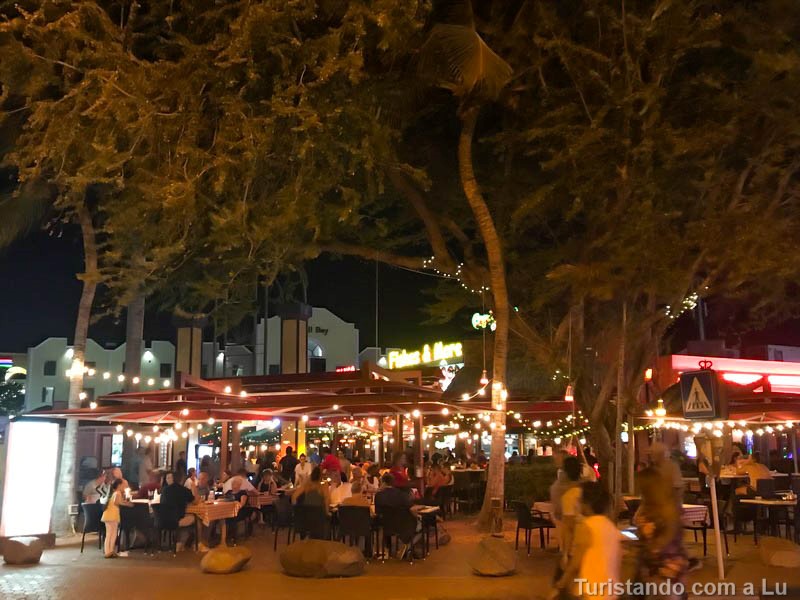 onde comer em aruba